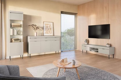 Komoda Sentia 157 cm třídveřová se třemi zásuvkami - kašmír / černá Komoda třídveřová Sentia 157 se třemi  zásuvkami - kašmír / černá - Konec série eekspozycji 