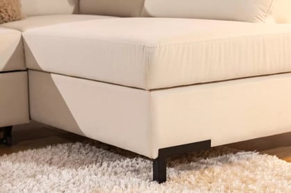 Rohová sedačka Loario L pravostranná se širokým bokem - krémová tkanina Sand 03 Rohová sedací souprava Loario L pravá z szerokim bokiem - Sand 03