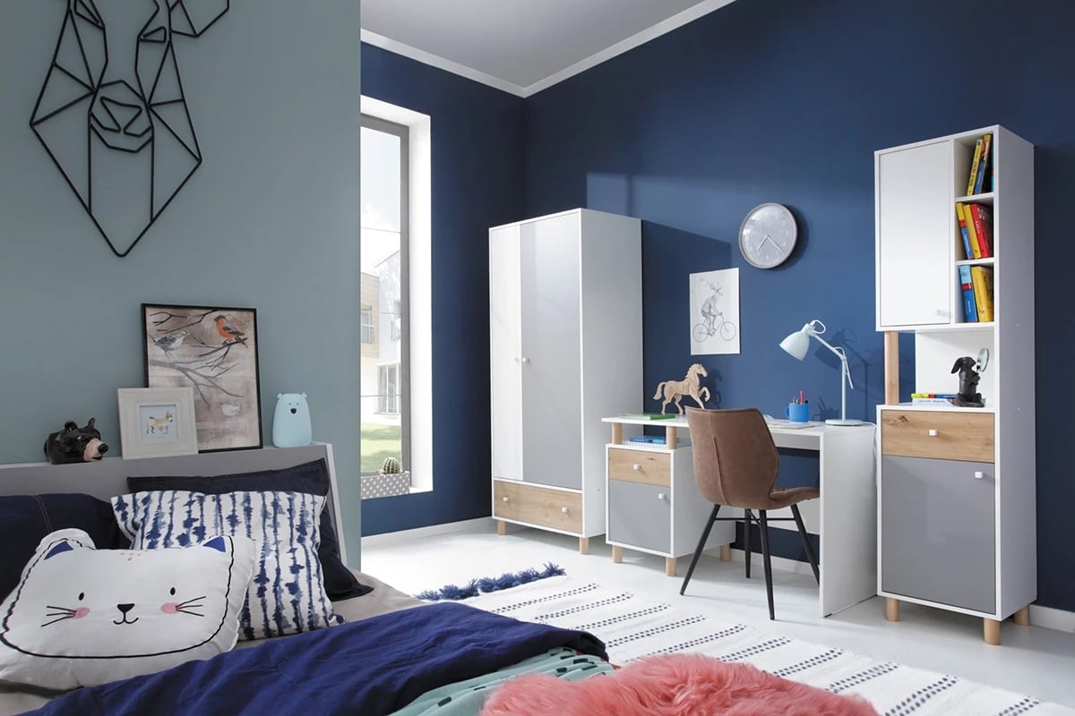 Komoda so štyrmi zásuvkami a otvorenou policou Faro FR11 - biely lux / dub artisan / šedá - Meblar Mládežnícka komoda so štyrmi zásuvkami a výklenkom Faro FR11 - biely lux / dub artisan / šedá - Meblar