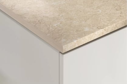 Beige Royal Marble konyhapult 28mm