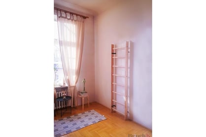 Gymnasticka rebrina BenchK 110 Rebríček gimnastycza w izby dziennym 