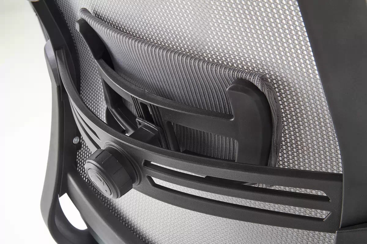 Kancelárske kreslo Welmon s nastaviteľnou opierkou - sivé Kancelárske kreslo Arsen z rekulowanym podparciem plecow - popol