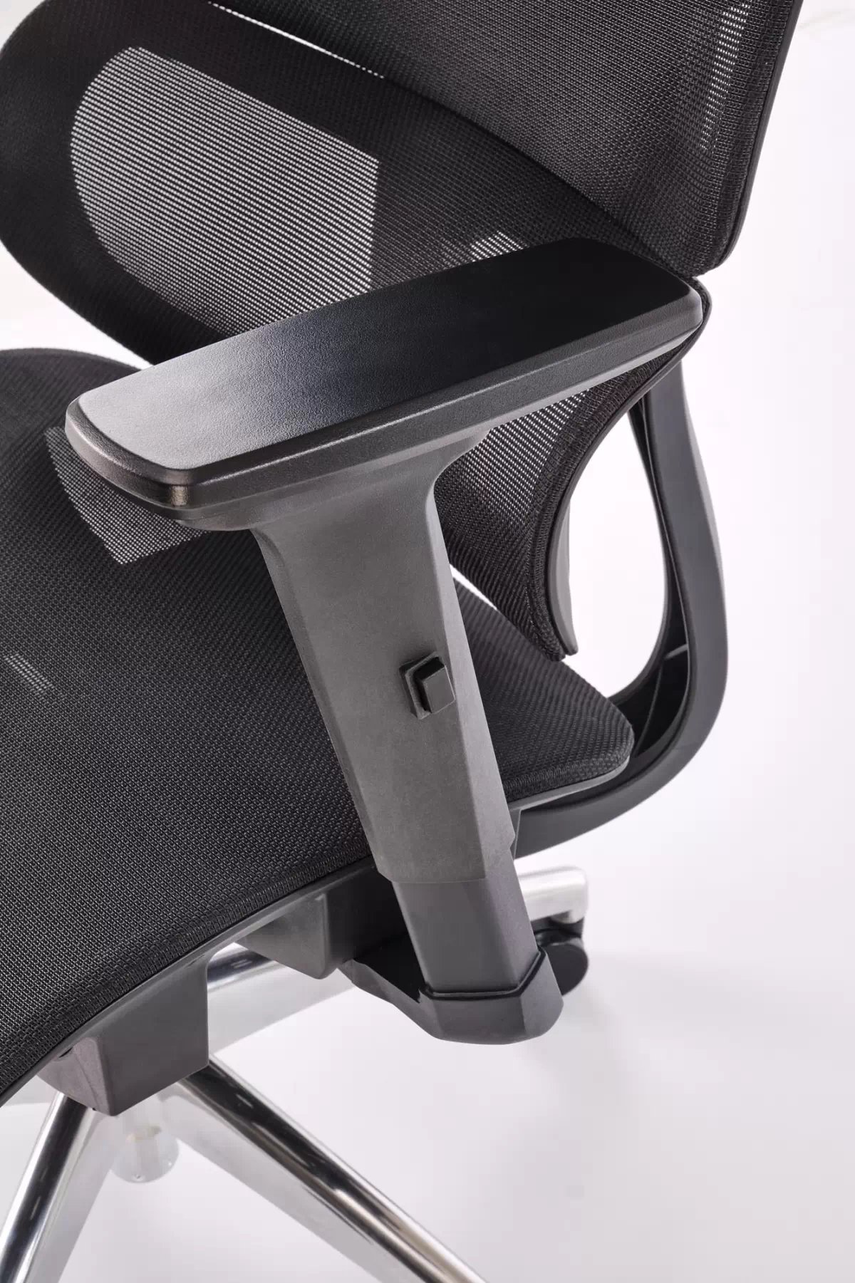 Ergonomická kancelárska stolička Casilo - čierna ekokoža Kreslo ergonomiczny Casilo otočna - Čierny