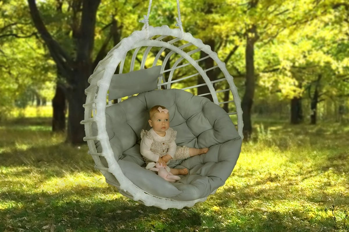 Závesné kreslo kokon - biely Pohodlné záhradné kreslo