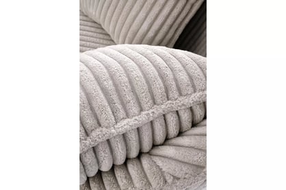 Pohodlné otočné kreslo Velmina - béžový zamat Kreslo odpočinkové Velmina otočna - béžový MENČESTER