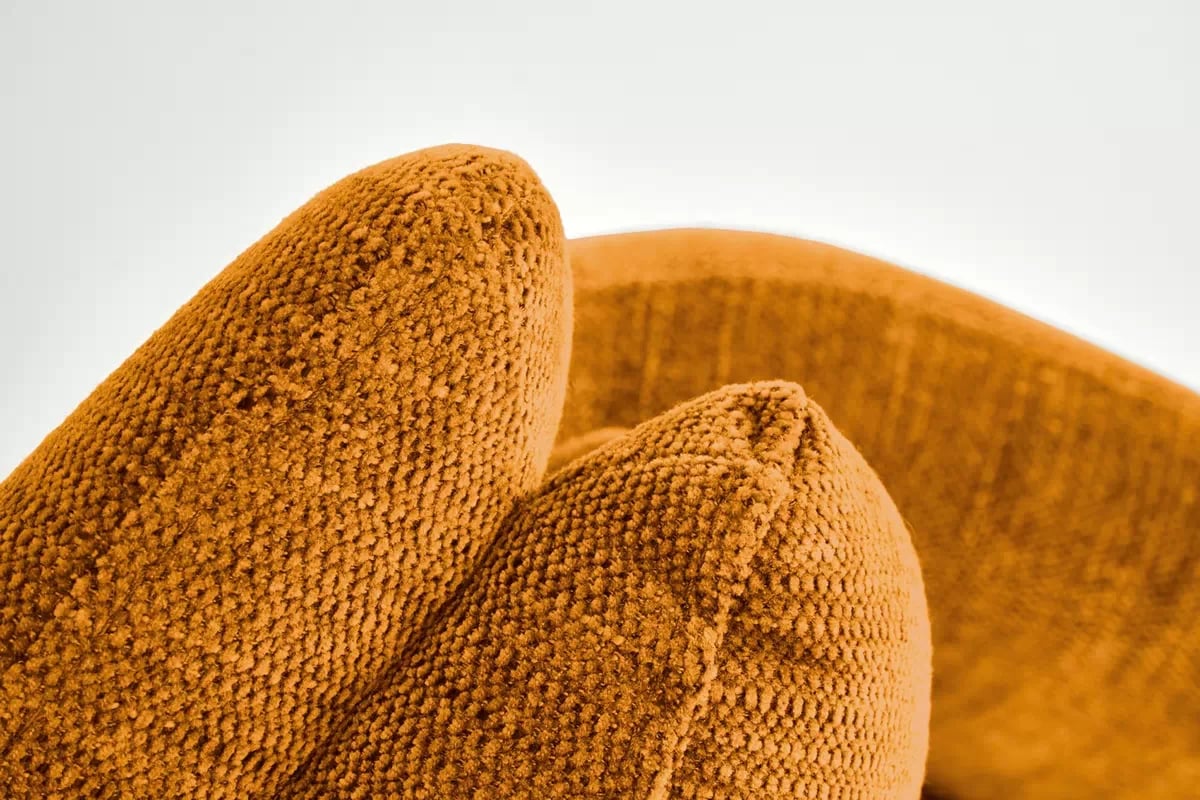 Otočná čalouněná židle Klopi - hořčicový šanel Odin 68 / černé nohy k495 židle musztardowe (1p=2szt)