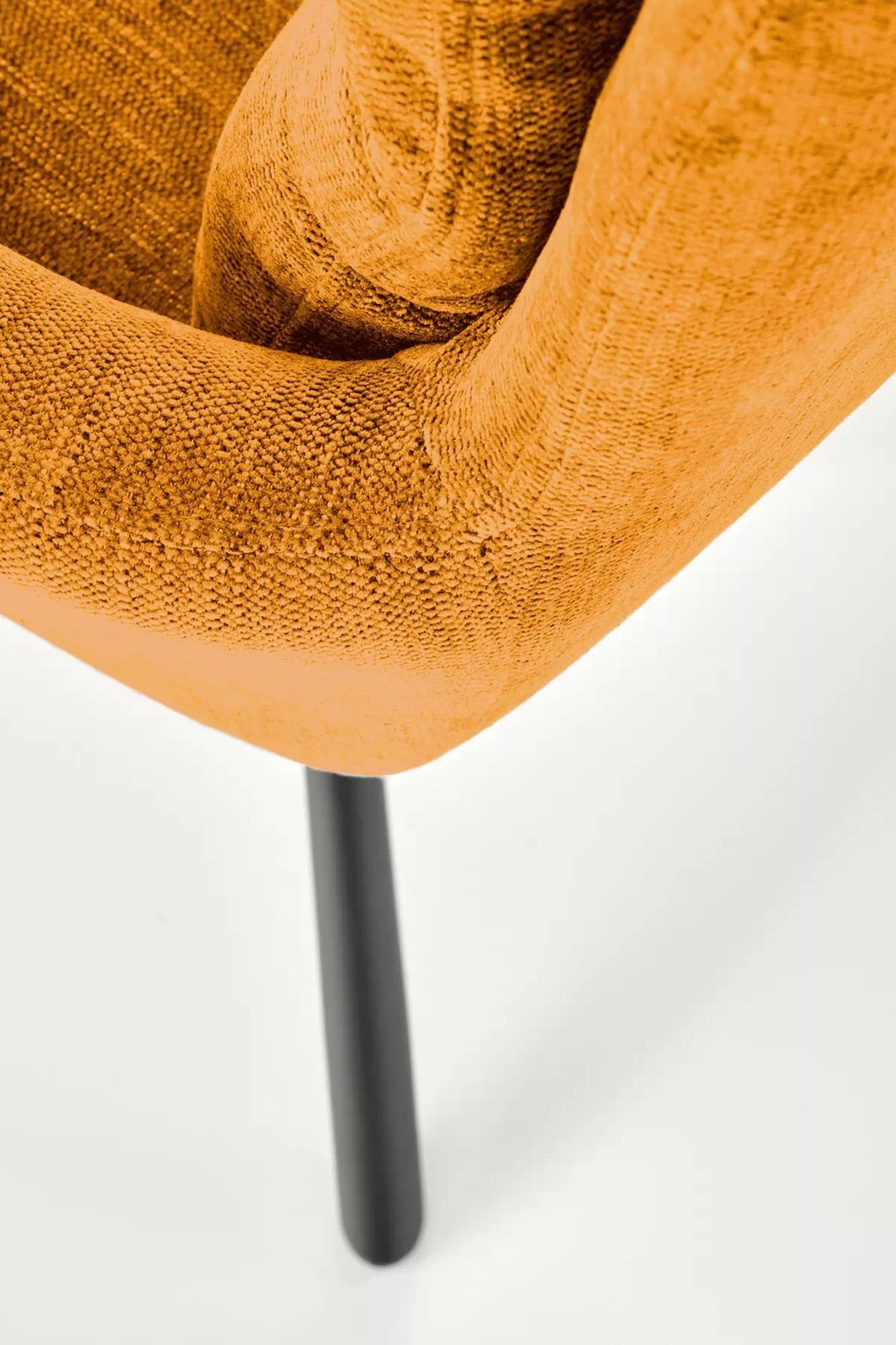 Otočná čalouněná židle Klopi - hořčicový šanel Odin 68 / černé nohy k495 židle musztardowe (1p=2szt)