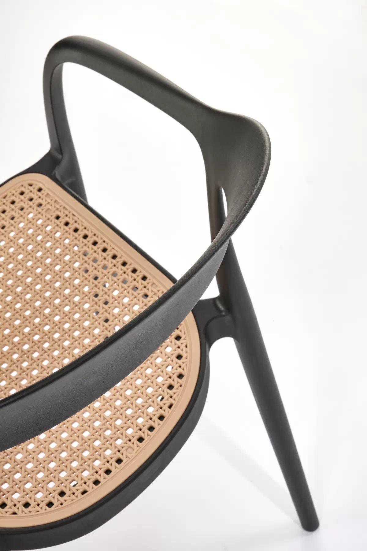 Jedálenská stolička Veltro - čierna / prírodná k530 Stolička Čierny / prírodné