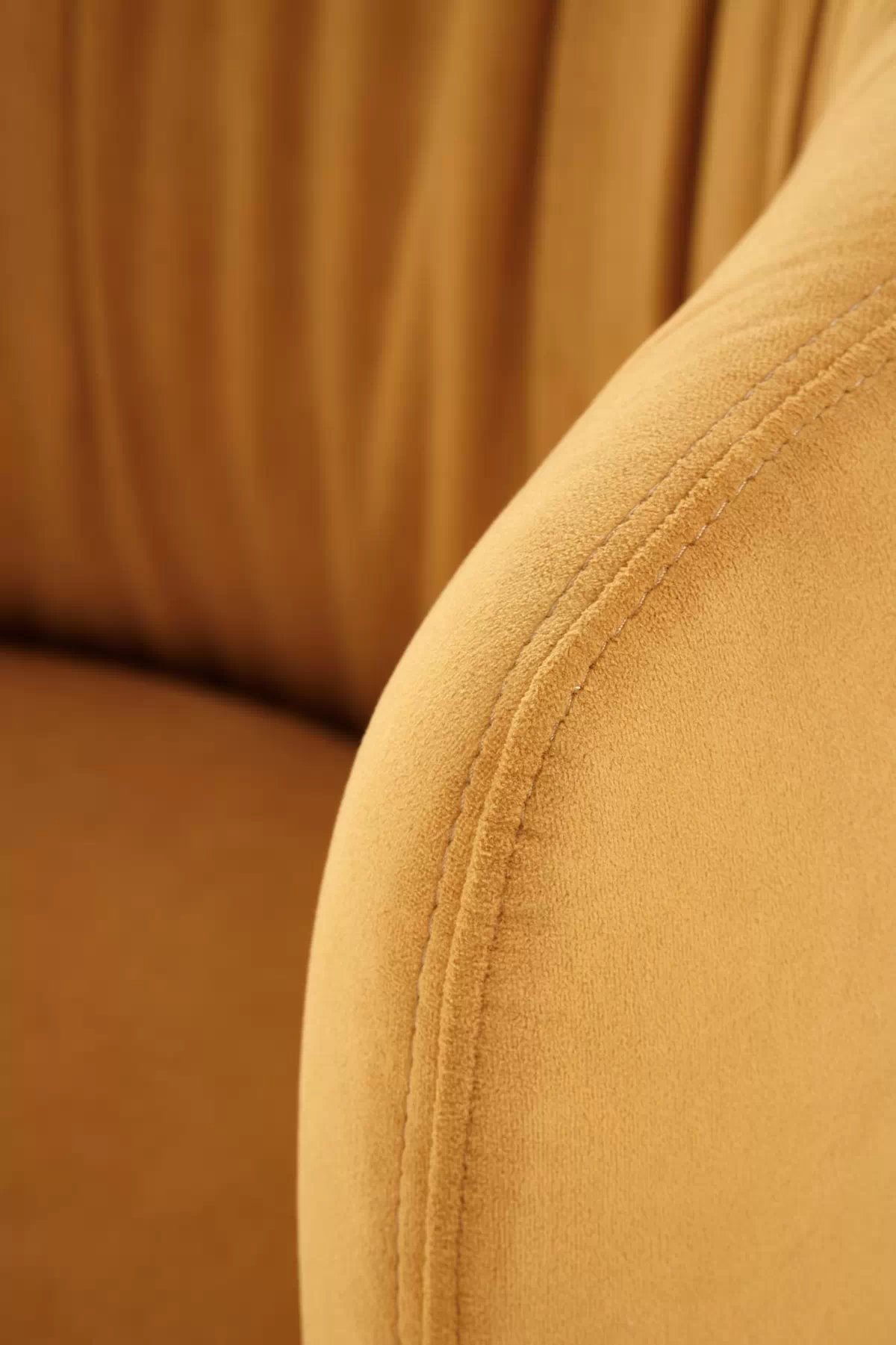 Čalouněná židle K531 - hořčicový samet Mavel 68 / černé nohy k531 židle hořčice