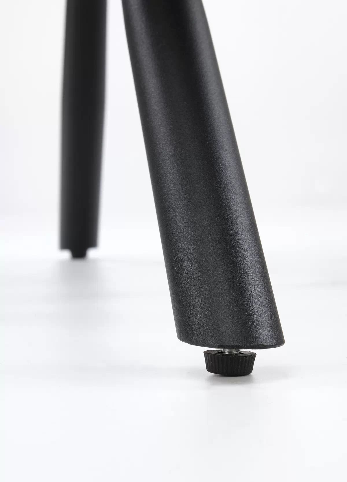 Čalouněná otočná židle K533 - šedý samet Havana 10 / černé nohy k533 židle popelavá