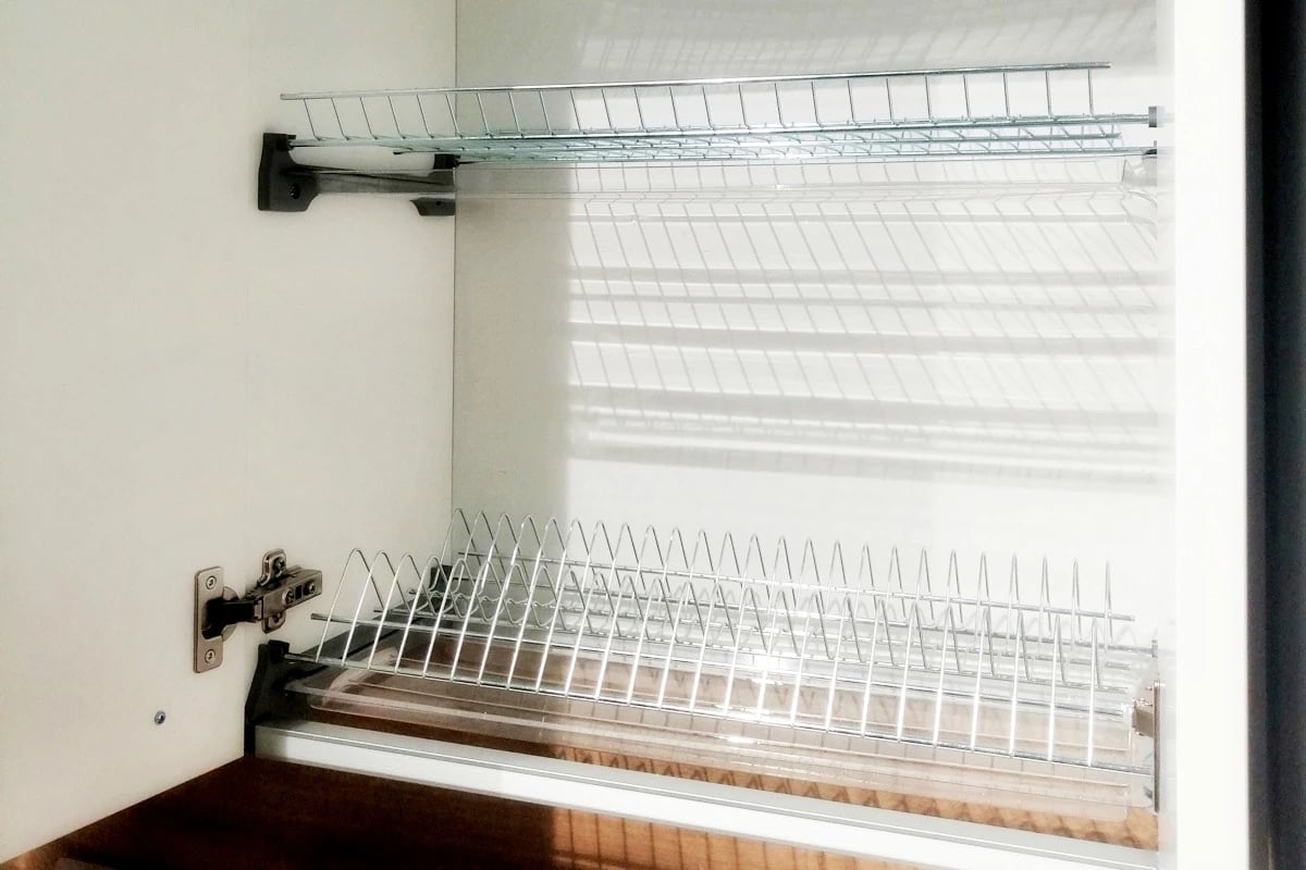 Závěsná skříňka KAMMONO P4 WS60/61 s odkapávačem výjimečné kuchyňské skříňky