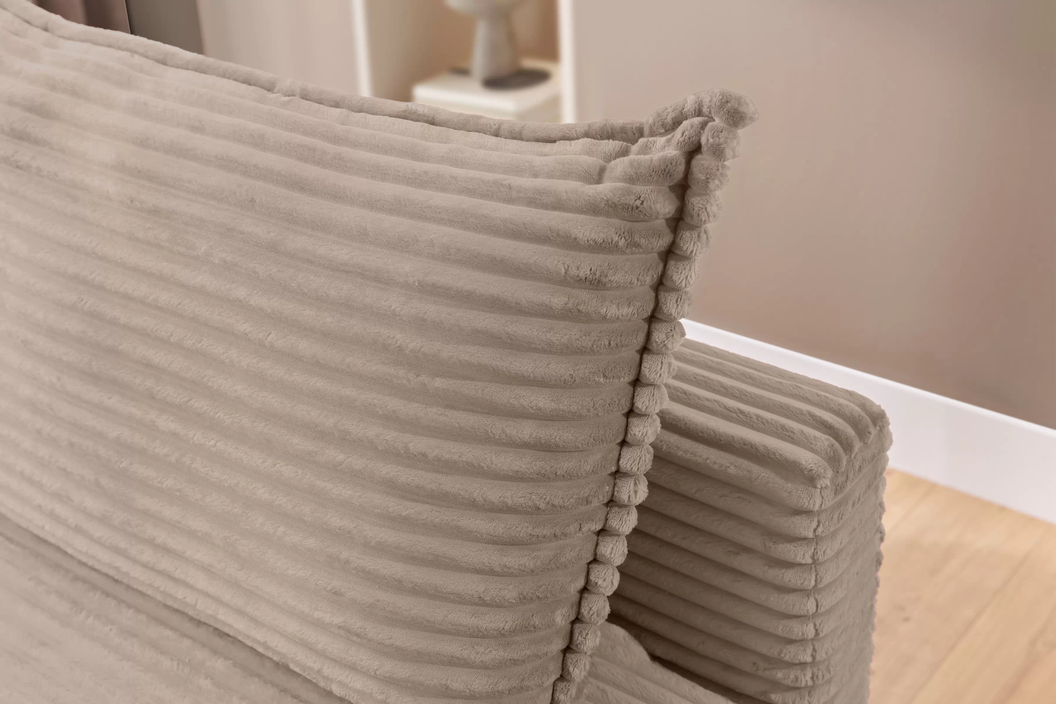 Pohovka rozkladana Firioza s úložným prostorem- béžová plusz Tilia 17 Pohovka rozkladana Firioza s úložným prostorem- béžová plusz Tilia 17