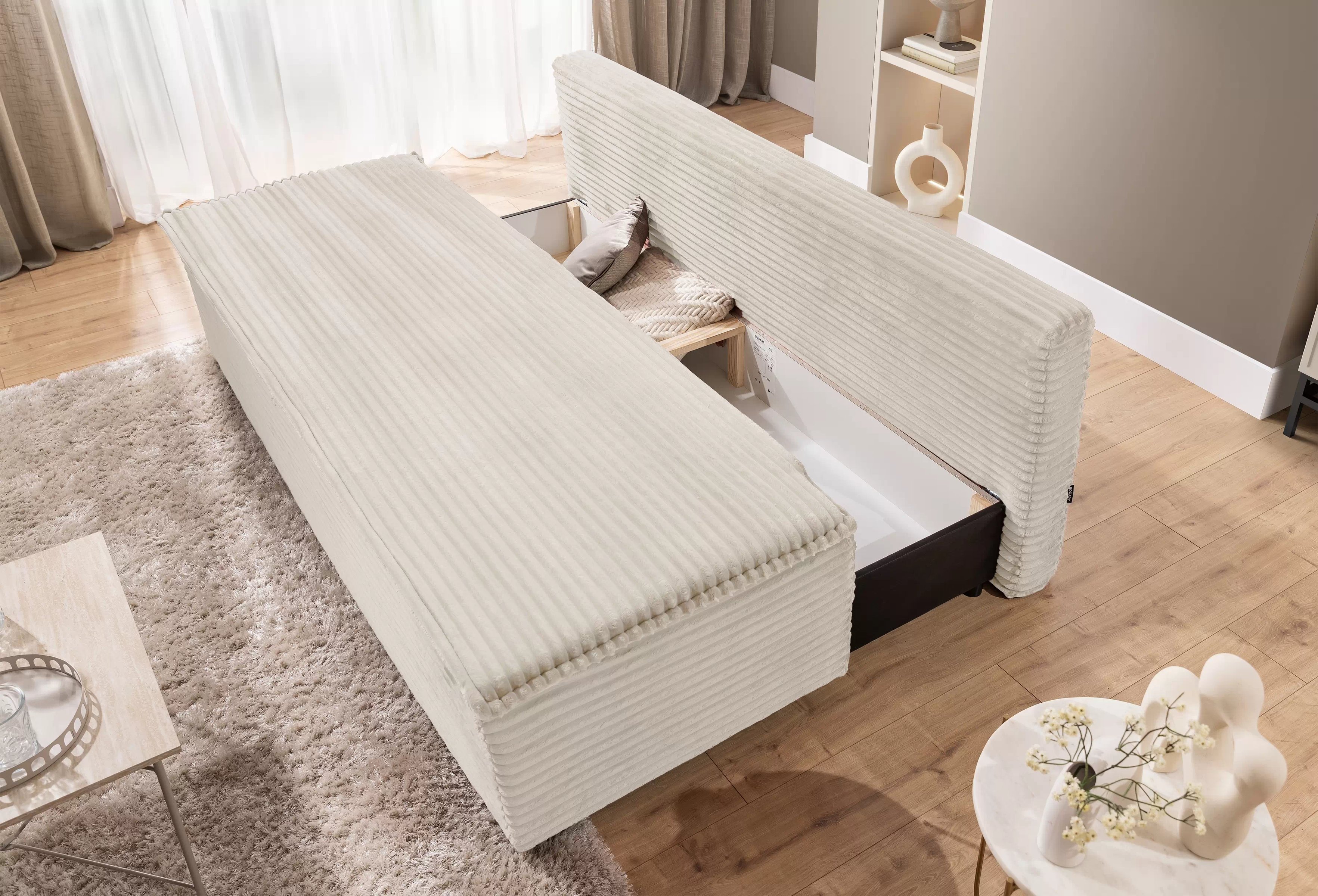 Pohovka rozkladana Firioza s úložným prostorem- béžová plusz Tilia 03 Pohovka rozkladana Firioza s úložným prostorem- ecru plusz Tilia 03