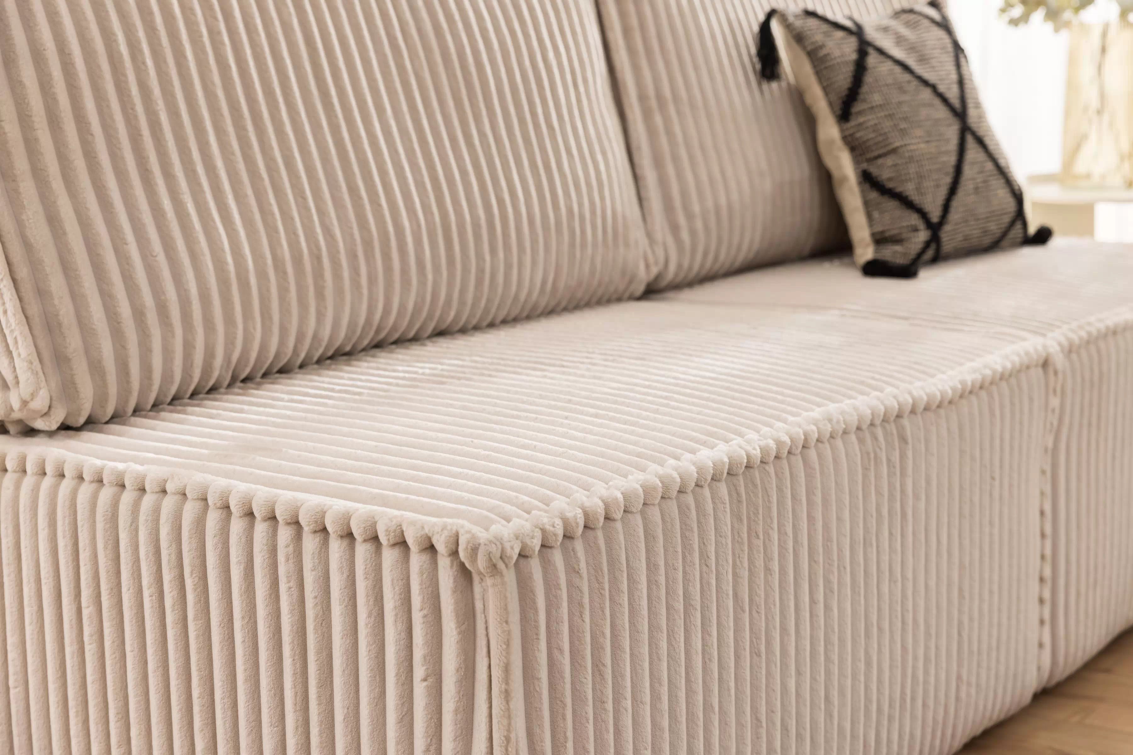 Pohovka Solvero s rozkladom na spanie - svetlý béžový plyš Tilia 01 Pohovka Solvero s funkciou spánku - Krémový plusz Tilia 01