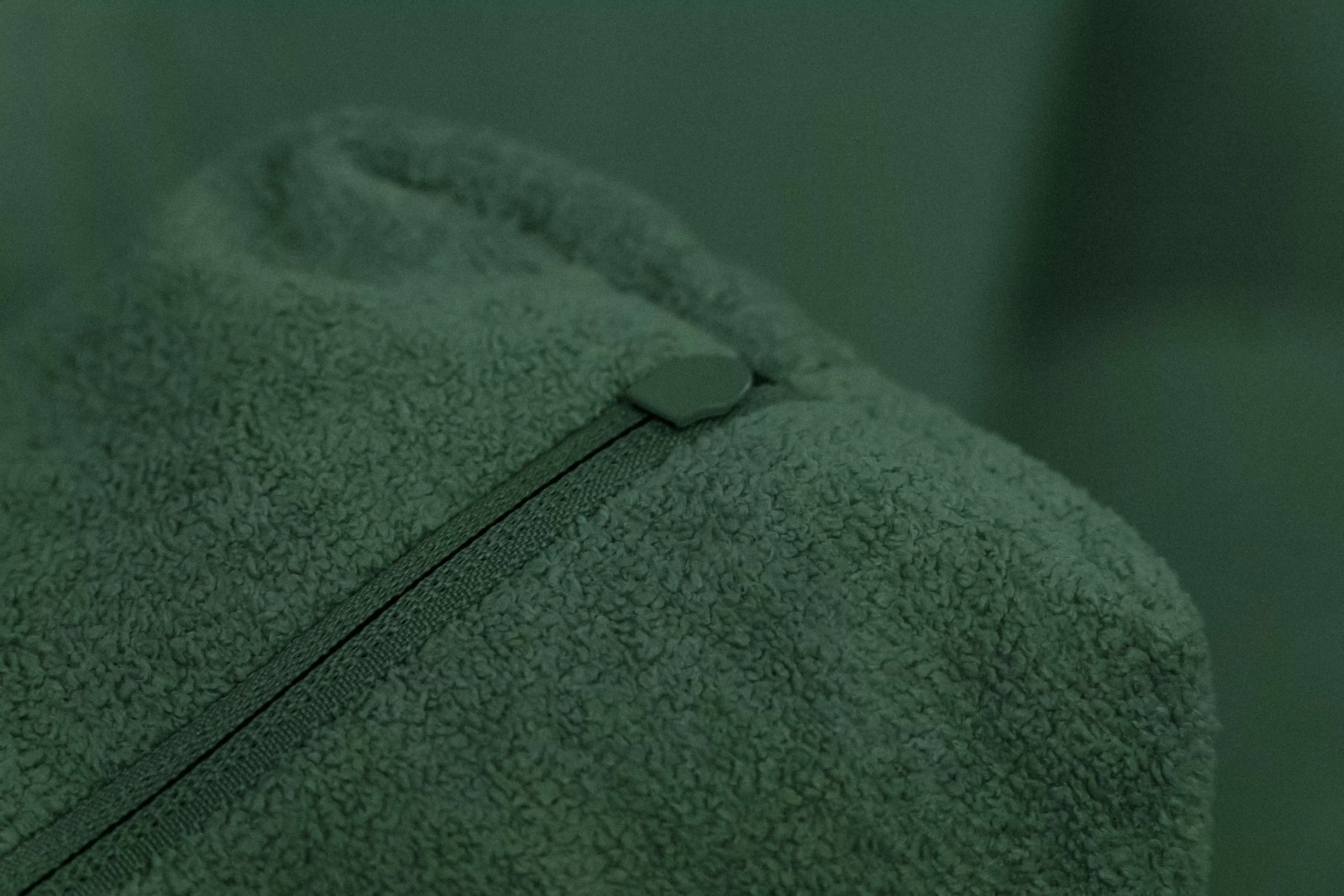 Rozkládací pohovka Tuko s úložným prostorem - zelená Freya 210-09 Pohovka Tuko rozkladana s úložným prostorem- zielona boucle Freya 210-09