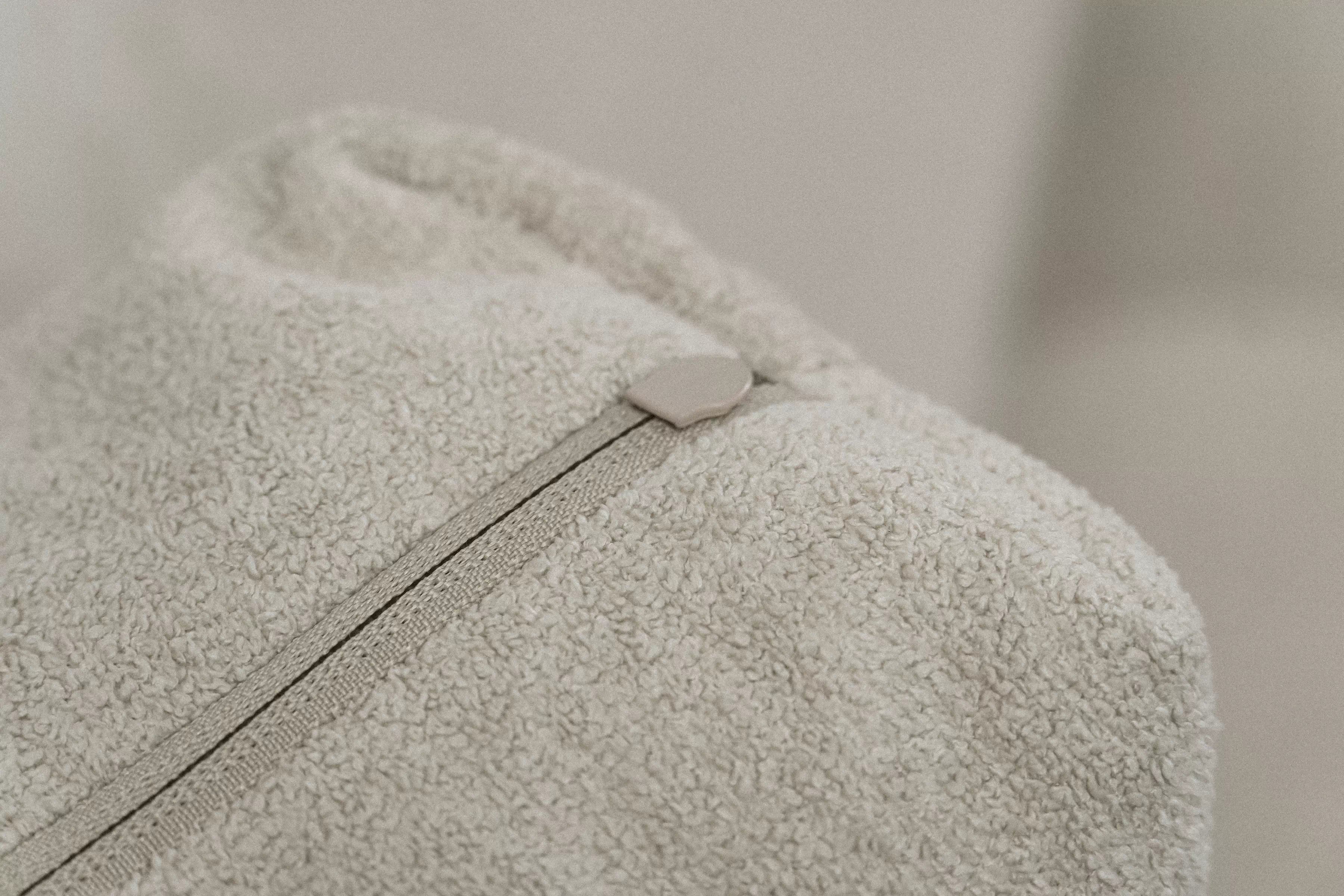 Rozkládací pohovka Tuko s úložným prostorem Pohovka Tuko rozkladana s úložným prostorem