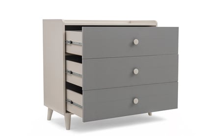 Komoda do detskej izby Marla 90 cm - púštny piesok / sivá Komoda dziecieca Marla 90 cm so zásuvkami - piasek pustyni / šedý pallad
