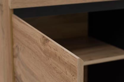 Komoda Gramon 225 cm se zásuvkami - dub wotan / černá Komoda Gramon 225 cm se zásuvkami - dub wotan / černá