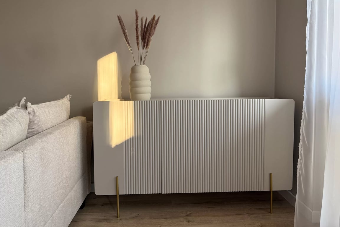 Malmi komód 150 cm - kasmír / arany lábak Komod Malmi 150 cm - kasmír / zlote nozki