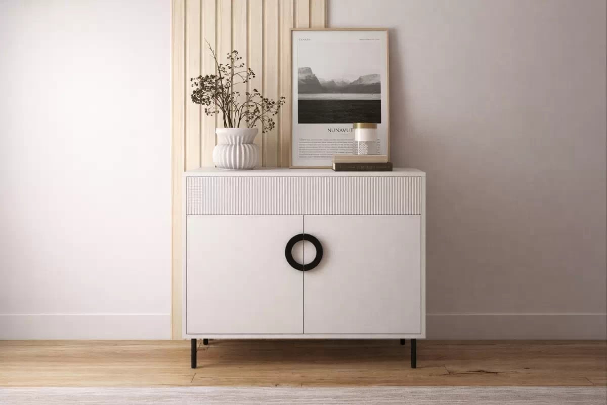 Komoda Nubo 100 cm dvoudveřová se zásuvkou - kašmír / černá Komoda Nubo 100 cm dvoudveřová z szuflada - kašmír / černá