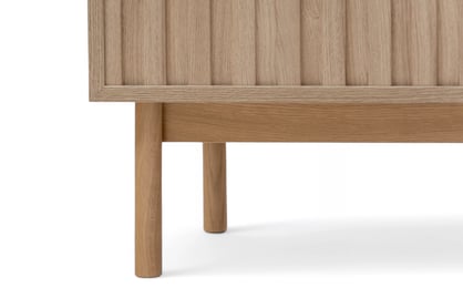 Komoda Risto 159 cm - svetlý dub Komoda Risto dvojdverová 159 cm - Svetlý dub