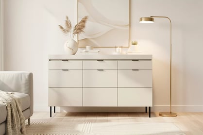 Komoda Sentia 157 cm s 3 zásuvkami - kašmírová / čierna Komoda trojdverová Sentia 157 s tromi zásuvkami - kašmír / Čierny 