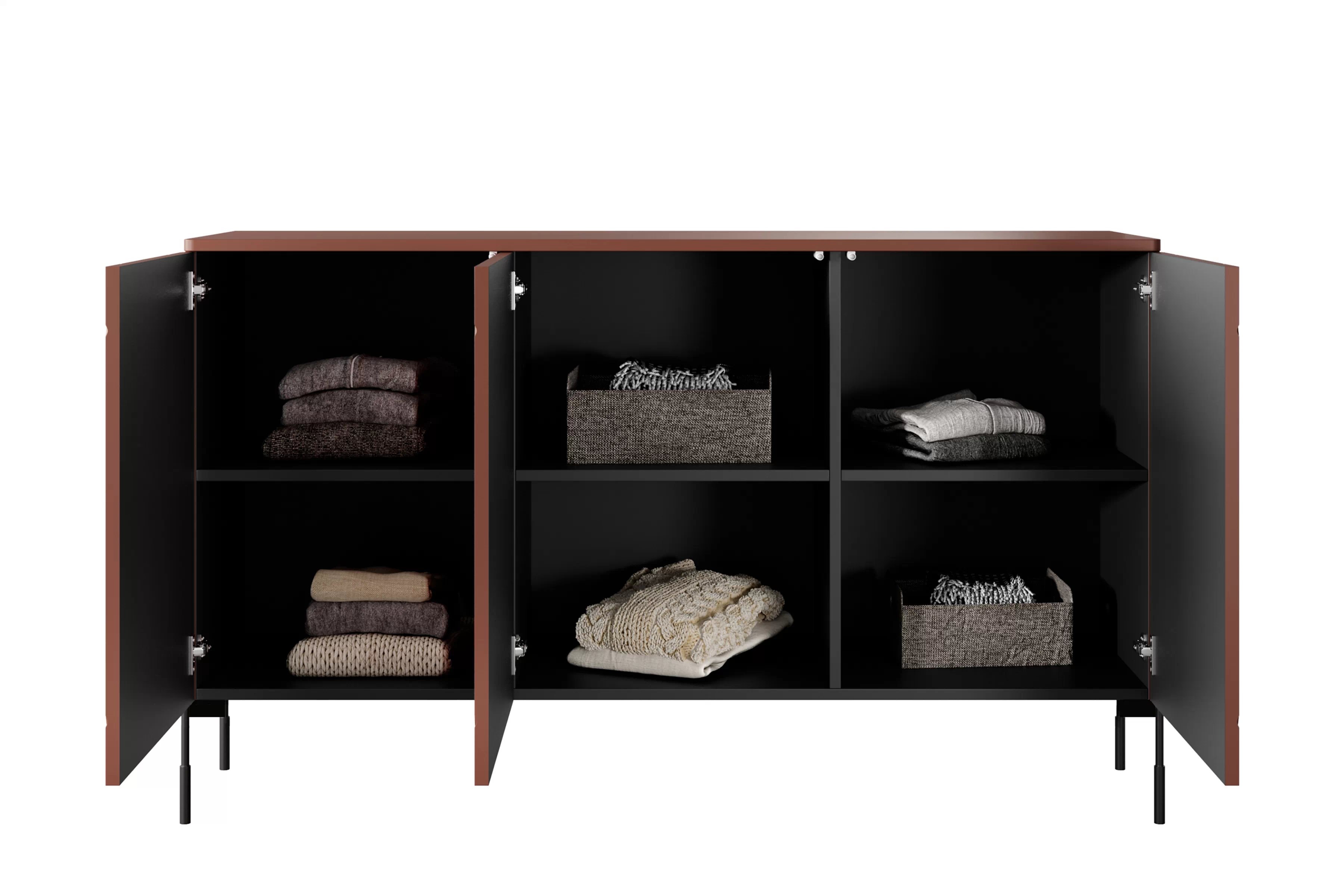 Trojdverová komoda Sonatia 150 cm - burgund / čierne nohy Komoda trojdverová Sonatia na kovových nohách 150 cm - burgund