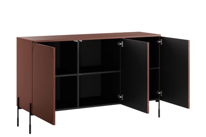 Trojdverová komoda Sonatia 150 cm - burgund / čierne nohy Komoda trojdverová Sonatia na kovových nohách 150 cm - burgund