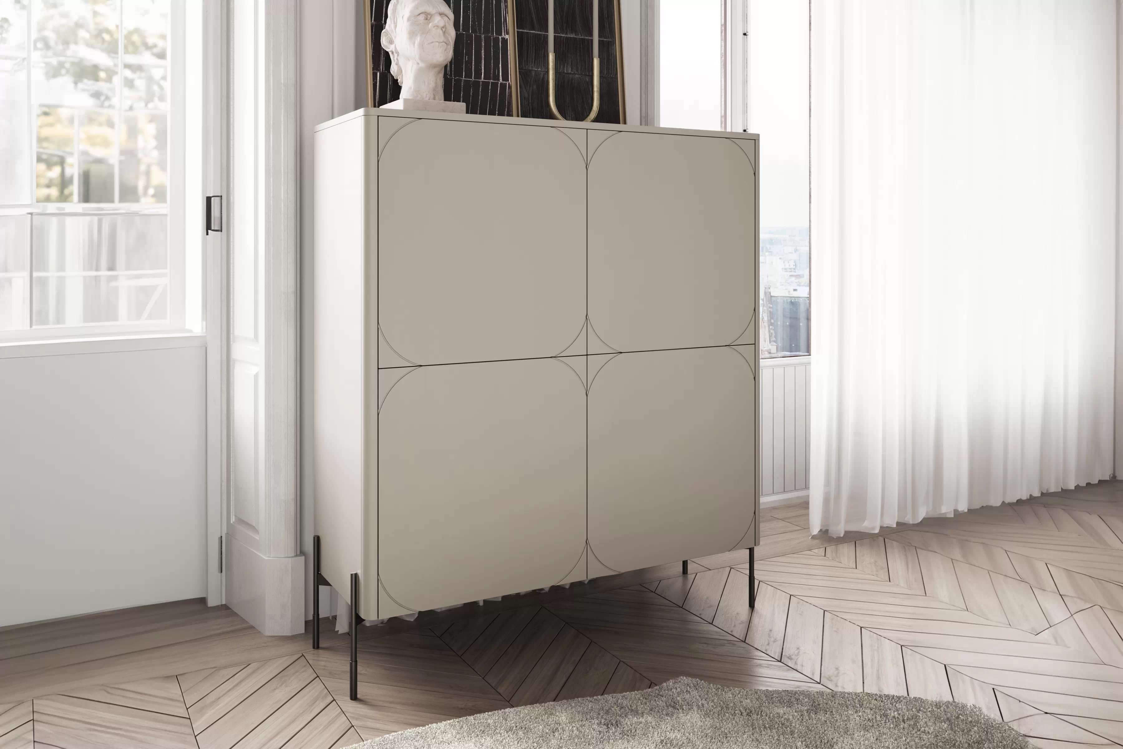 Vysoká komoda Sonatia 120 cm s dvoma dverami a dvoma skrytými zásuvkami - kasmír Komoda vysoká Sonatia 120 cm dvojdverová s dvoma ukrytymi zásuvkami - kašmír