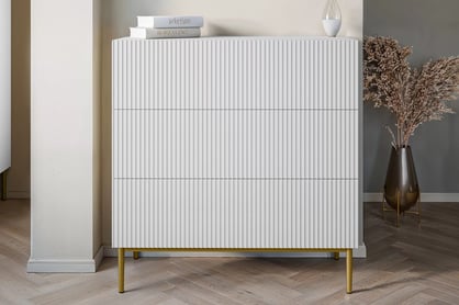 Komoda Nicole 100 cm - biely mat / zlatá Komoda so zásuvkami Nicole 100 cm - biely mat / zlote nozki