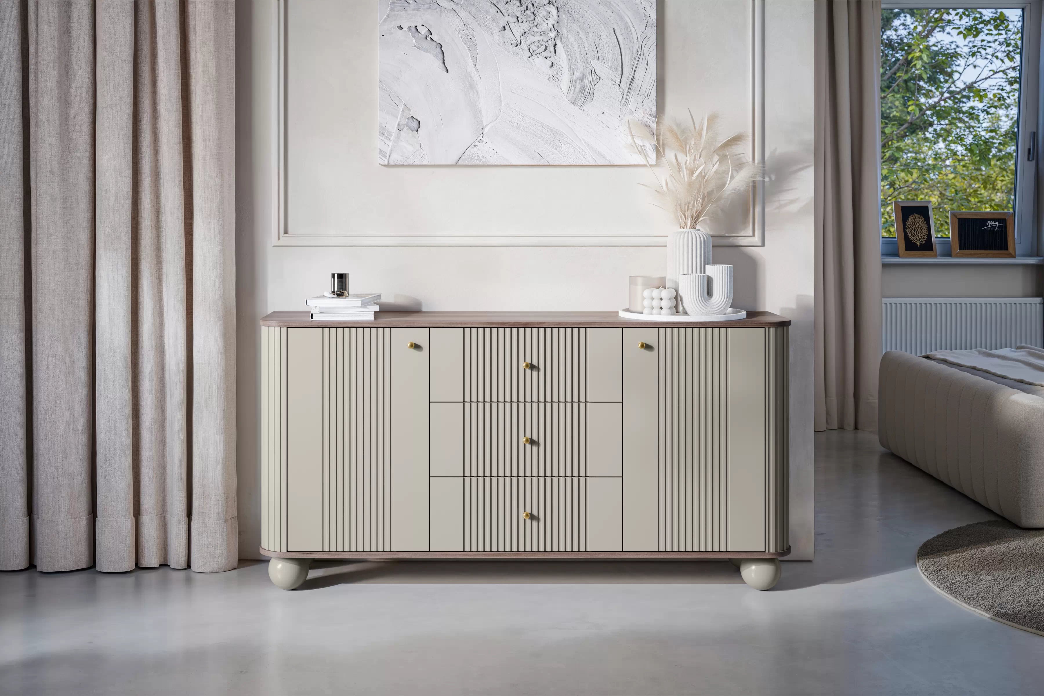 Komoda Vespera 160 cm so zásuvkami - kašmírová / orech / zlatá / kašmírové nohy Komoda so zásuvkami Verspera 160 cm - kašmír / Orech / zlote úchyty / kaszmirowe nožičky kule