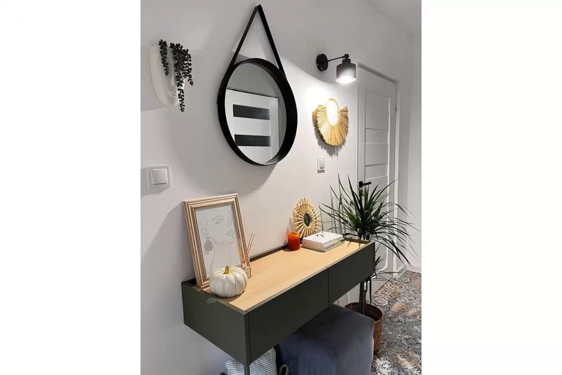 Consolă / masă de toaletă modernăcu două sertare Desin 2S - olive / Stejar nagano Konsola / toaletka Desin cu sertare cu picioare metalice 100 cm - olive / stejar nagano
