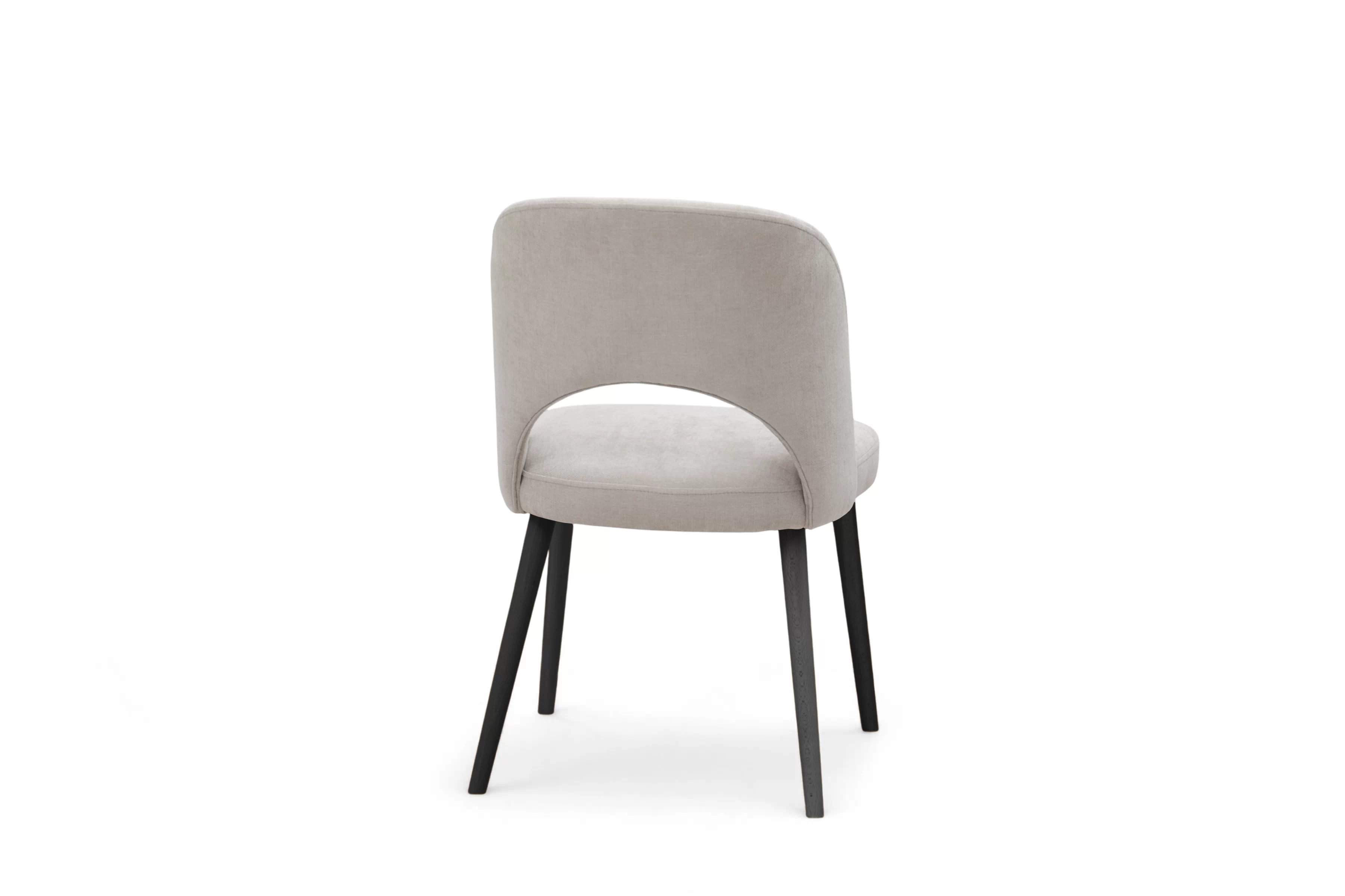 Dřevěná židle Luvaro s čalouněným sedákem – světle šedý šenil Wind 05 / černé nožky židle dřevěná Luvaro s čalouněným sedákem - světlý šedá šenil Wind 05 / Nohy černá