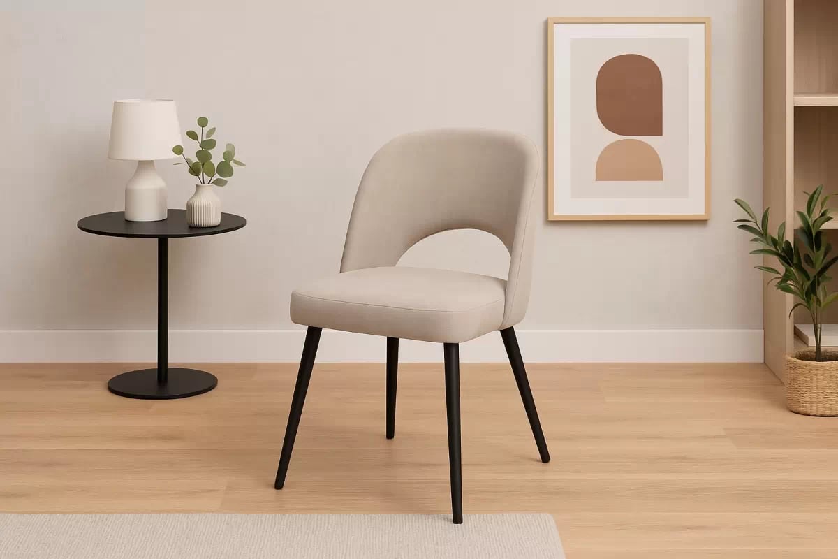 Dřevěná židle Luvaro s čalouněným sedákem – světle šedý šenil Wind 05 / černé nožky židle dřevěná Luvaro s čalouněným sedákem - světlý šedá šenil Wind 05 / Nohy černá