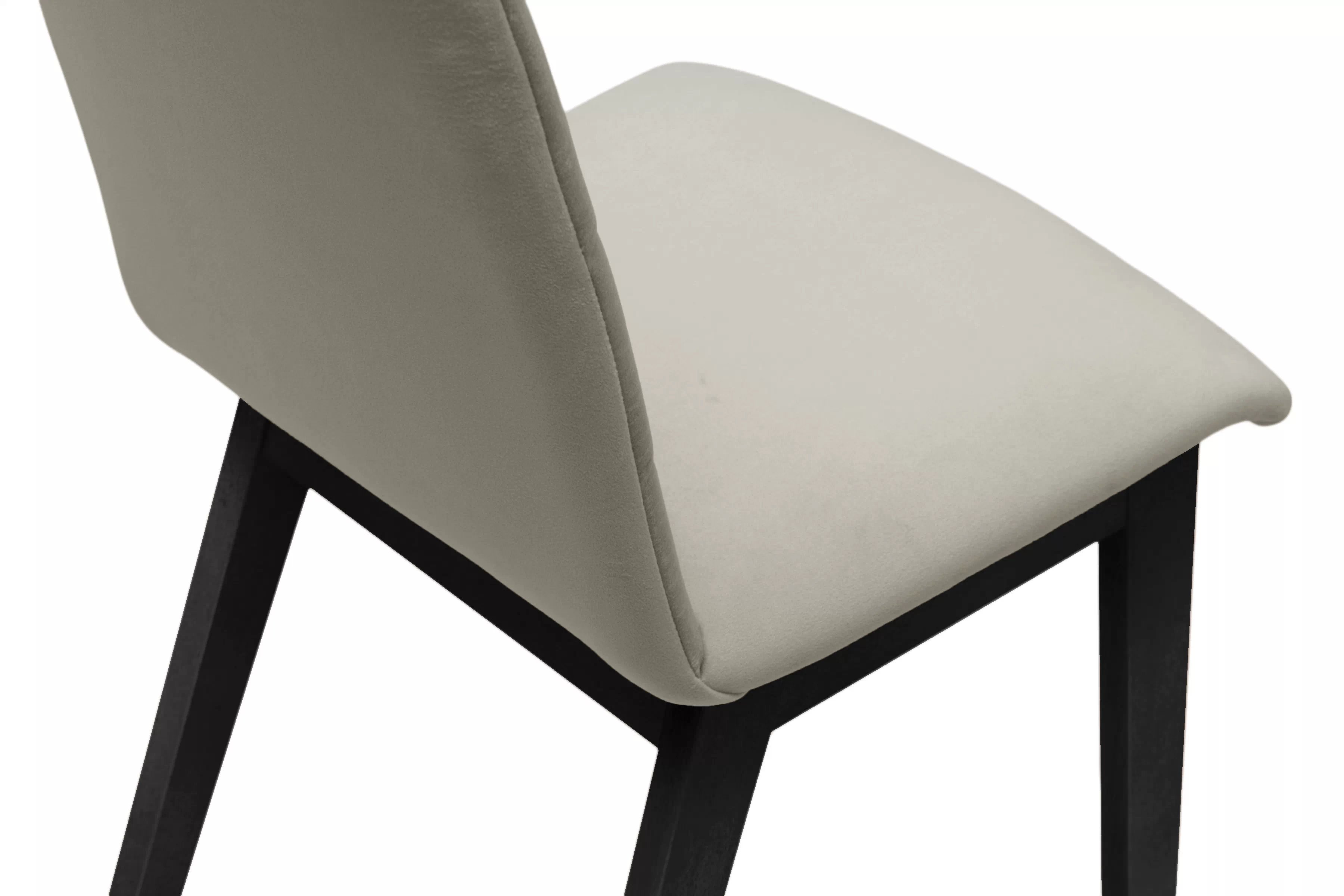 Jedálenská stolička Platinum 4 – béžový velúr Salvador 2 / čierna Stolička drevená Platinum 4 z tapicerowanym siedziskiem - Béžová Salvador 02 / čierny nožičky