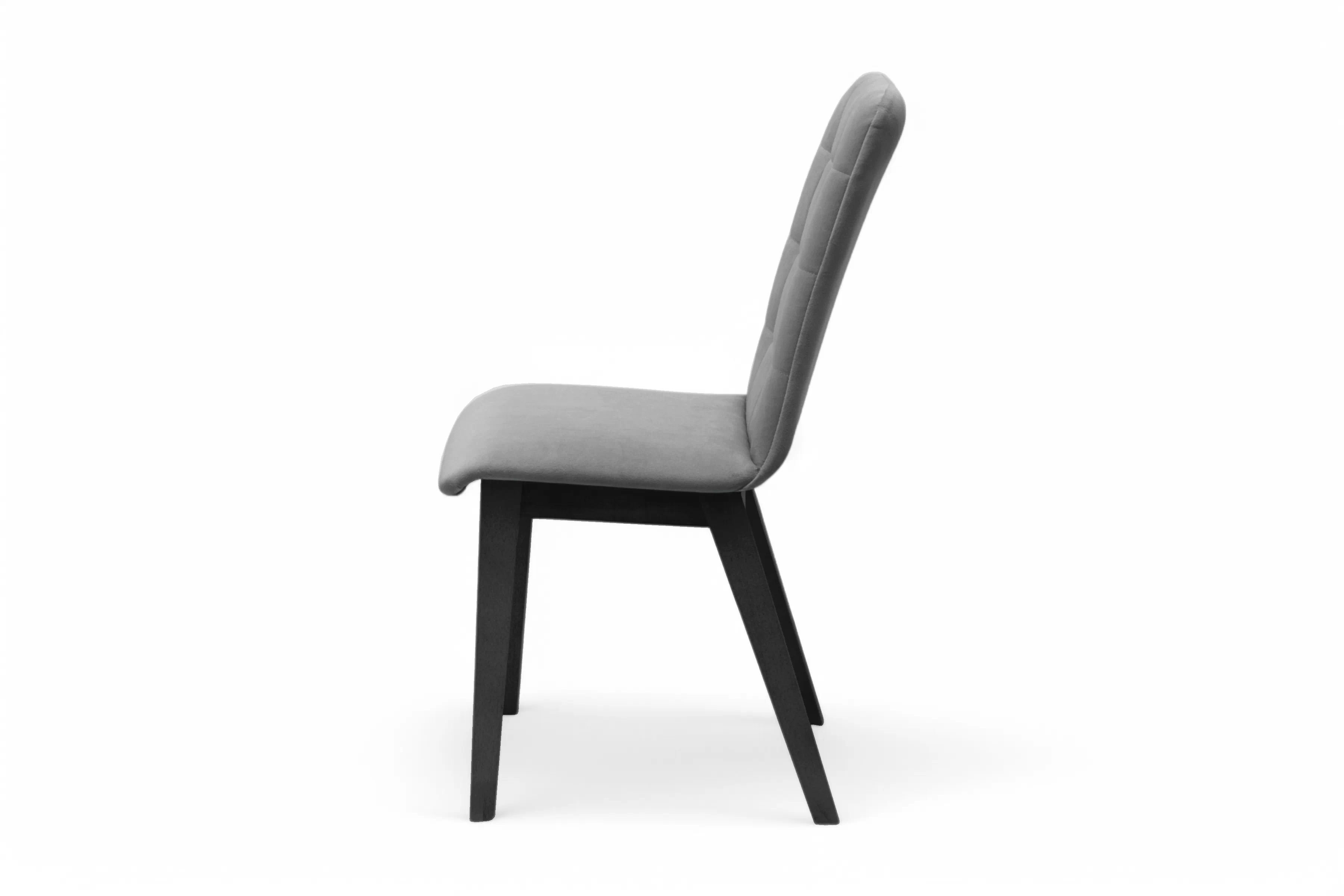 Jedálenská stolička Platinum 4 – sivý velúr Salvador 17 / čierna Stolička drevená Platinum 4 z tapicerowanym siedziskiem - šedý Salvador 17 / čierny nožičky