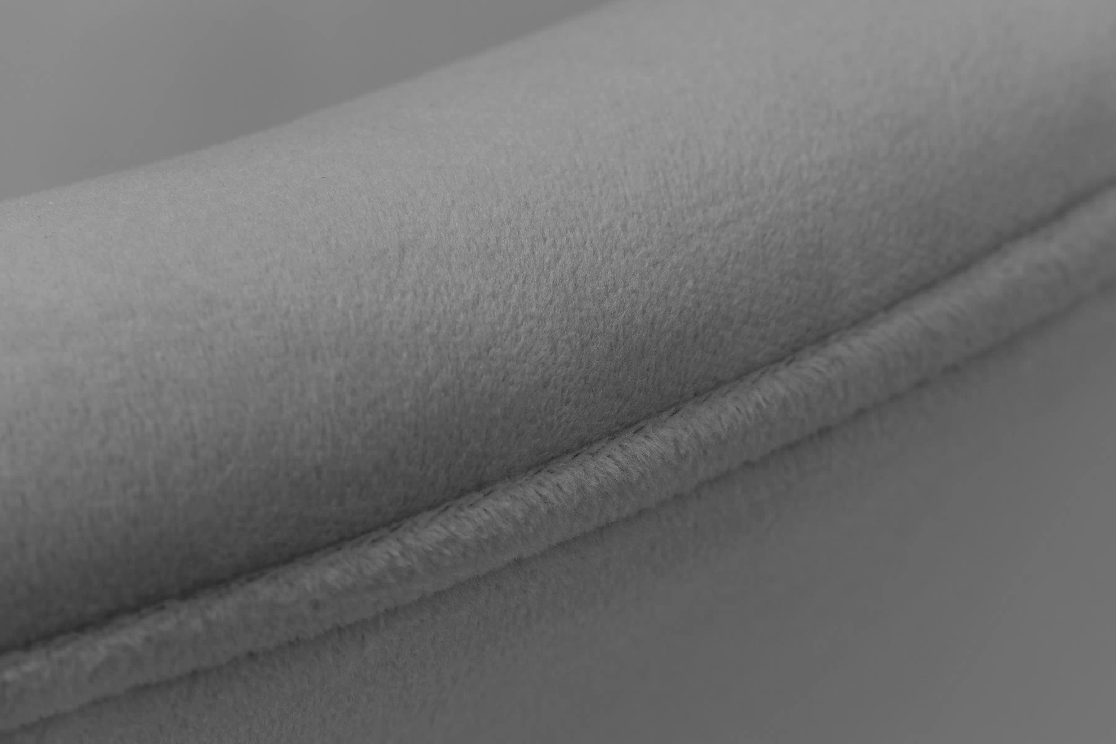 Čalouněná jídelní židle Aveliro s područkami - šedý hydrofobní samet Salvador 17 židle čalouněné Aveliro kubelkowe - šedá samet hydrofobní  Salvador 17