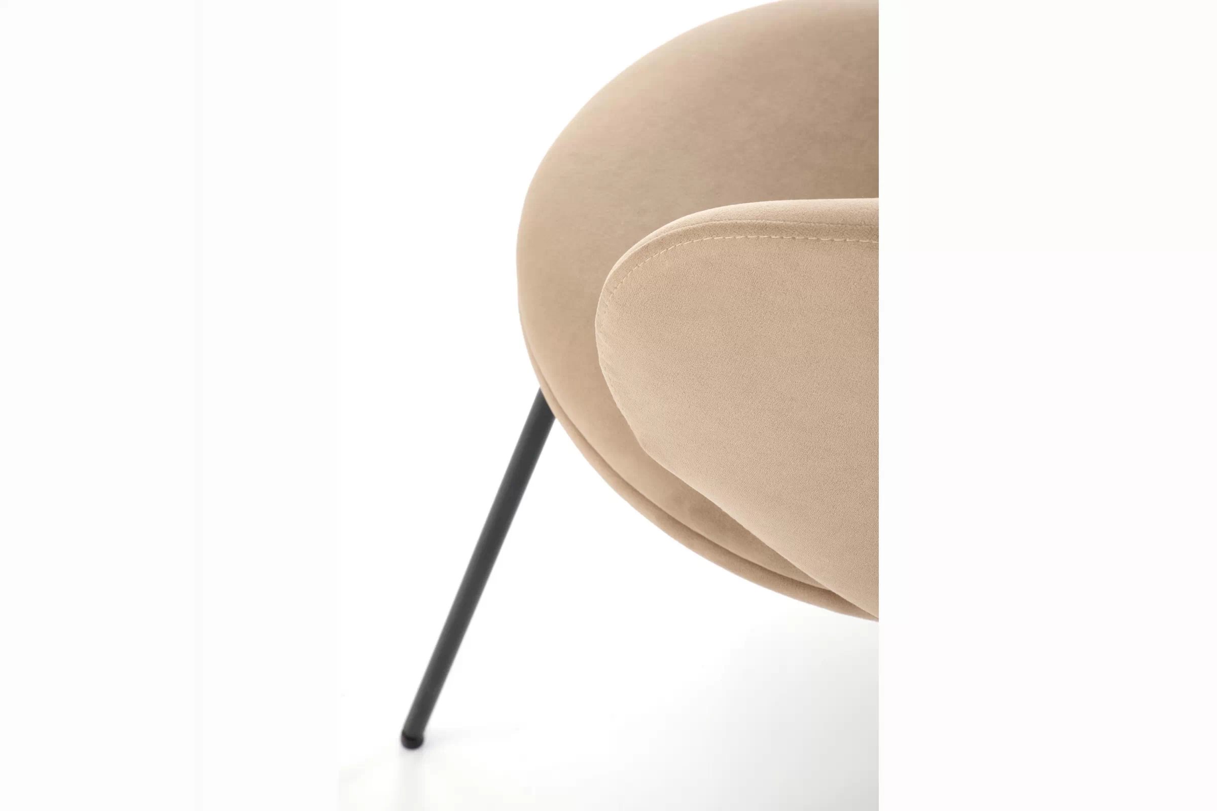 Čalúnená stolička Caleno - béžová / čierne nohy Stolička čalúnená Caleno - bezowe / čierny nožičky