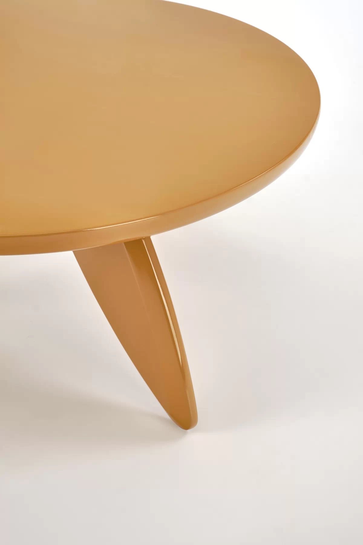 Kulatý konferenční stolek Soraya 80 cm – hořčicová Konferenční stolek okragla soraya 80 cm - hořčice