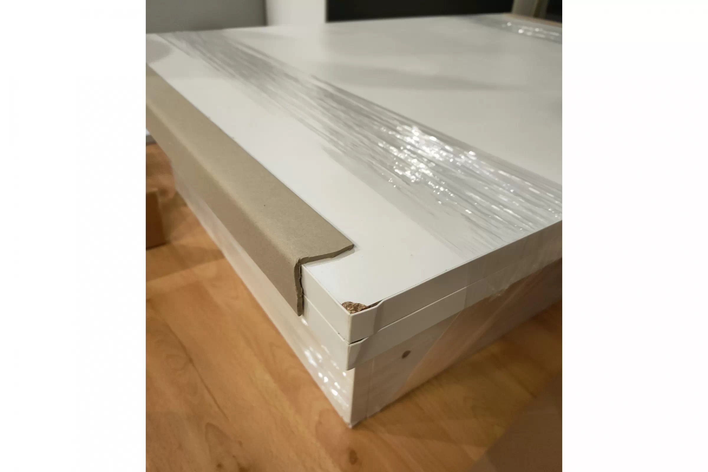 Konferenční stolek rozkladana se zásuvkami Lumin - bílá - Omezená nabídka z expozice Konferenční stolek rozkladana se zásuvkami Lumin - bílá - Omezená nabídka z expozice