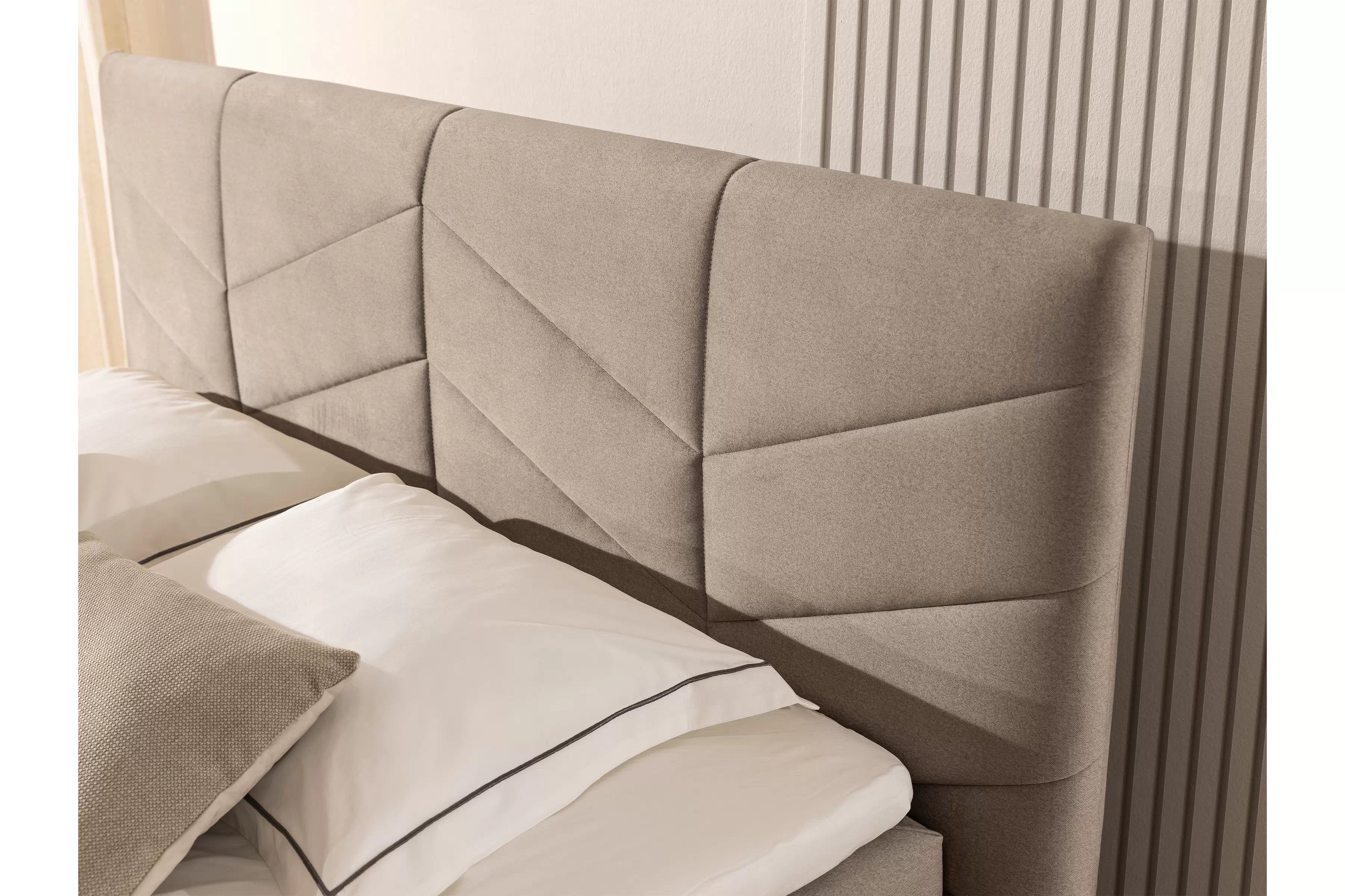 Boxspring posteľ Penia 160x200 s úložným priestorom - béžový zamat Element 6 Boxspring posteľ Penia 160x200 s úložným priestorom - béžový zamat Element 6