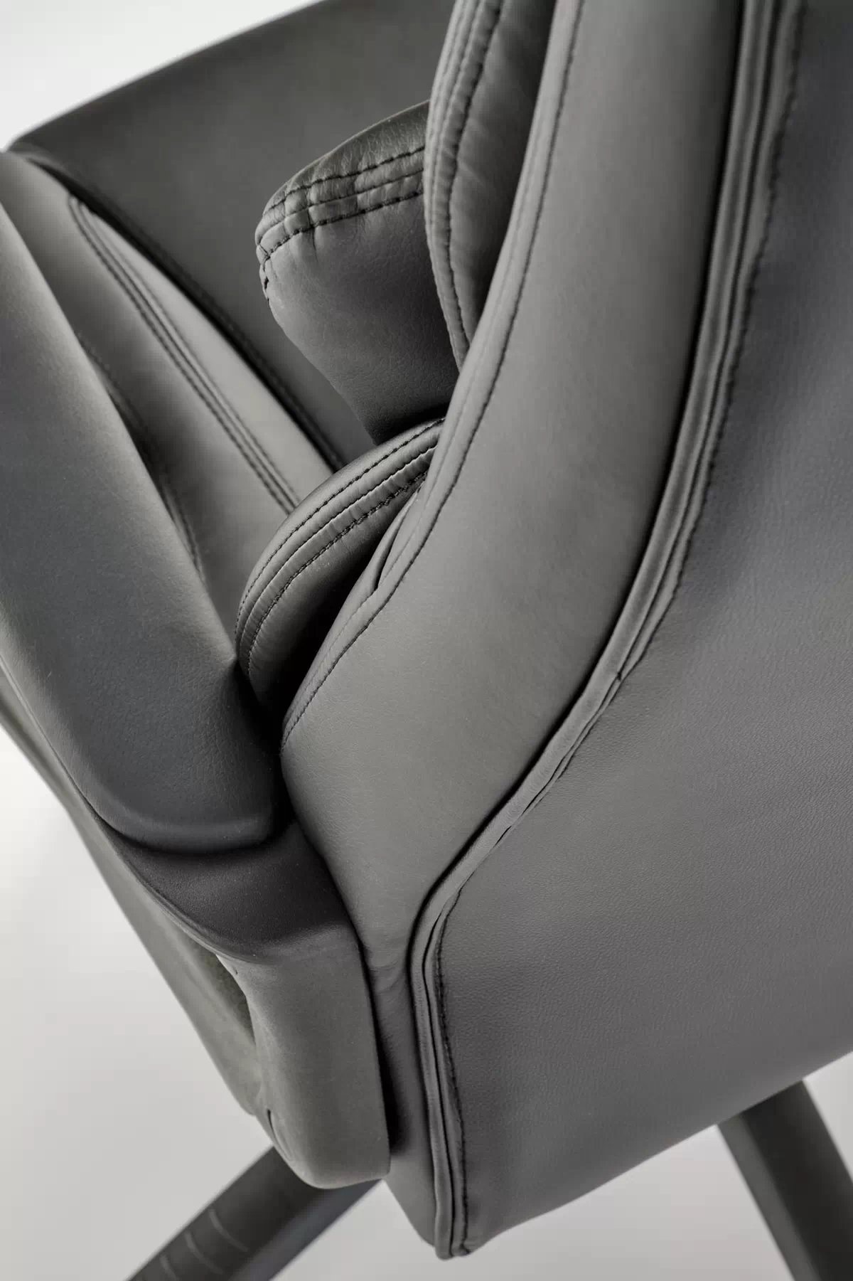 Kancelárske kreslo Melio - čierne mario Kreslo kancelárske Čierny