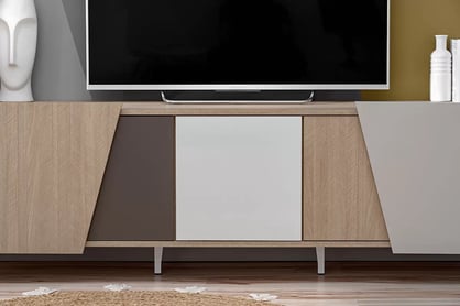 TV skrinka Miraza 180 cm geometrická - škandinávska rybia kosť / béžová / biela / hnedá TV skrinka z geometrycznymi drzwiami Miraza 180 cm - jodelka skandi / Béžová / Biely / Hnedá - Predná časť
