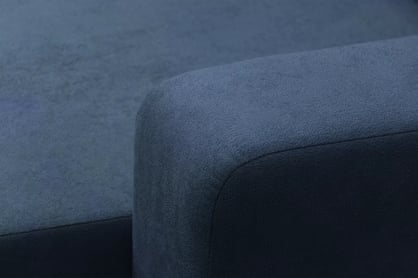 Rohová rozkládací sedací souprava Avia L - tmavě modrá bouclé Gerra 125 Rohová sedací souprava Avia Maxi rozkládací uniwersalny prawo/levá - tmavě modrá boucle Gerra 125