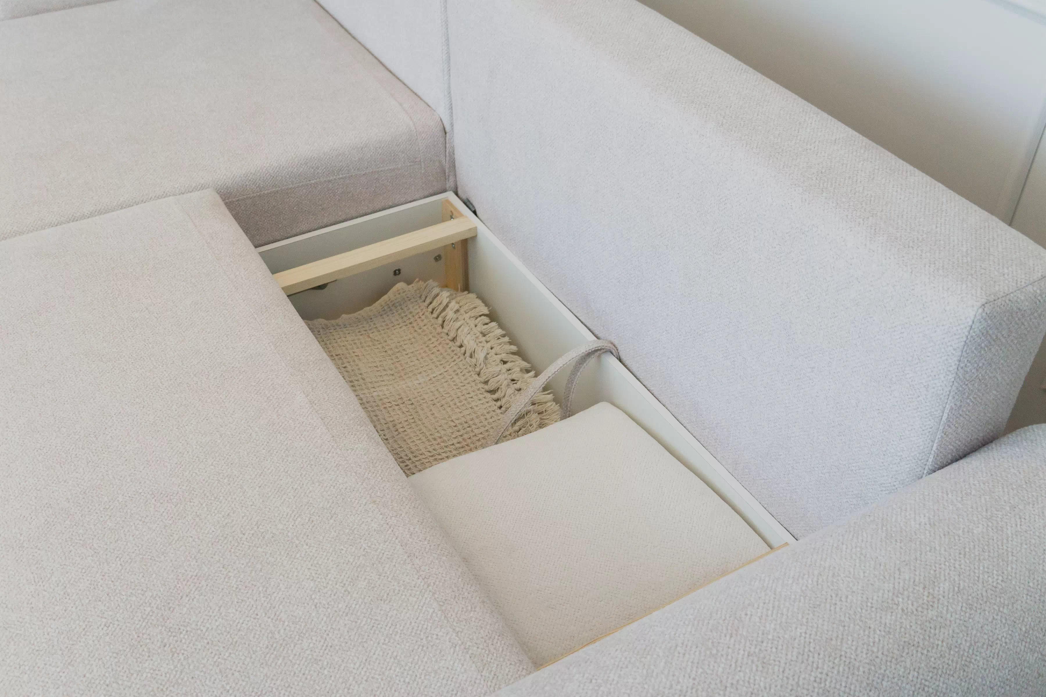 Rohová sedačka Lotulis Mini s rozkladom ľavostranná - krémová hydrofóbna látka Blur 01 Rohová sedacia súprava Lotulis Mini s funkciou spánku Ľavá strana - kremowa dzianina hydrofobowa Blur 01 