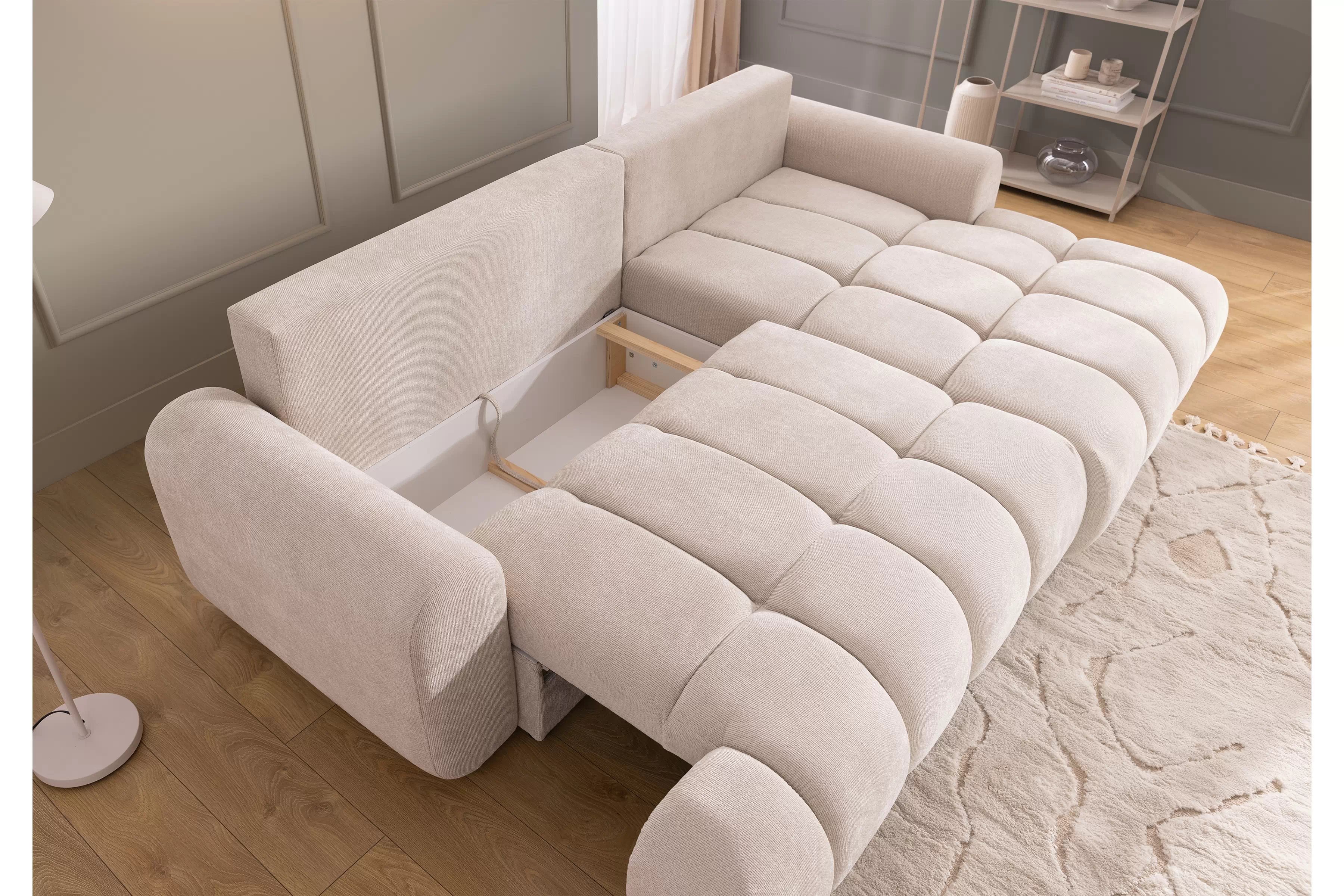 Rozkládací rohová sedací souprava Lutario Mini pravá - béžová Venice 2026 Rohová sedací souprava Lutario Mini rozkládací pravá - béžová plecionka hydrofobowa Venice 2026