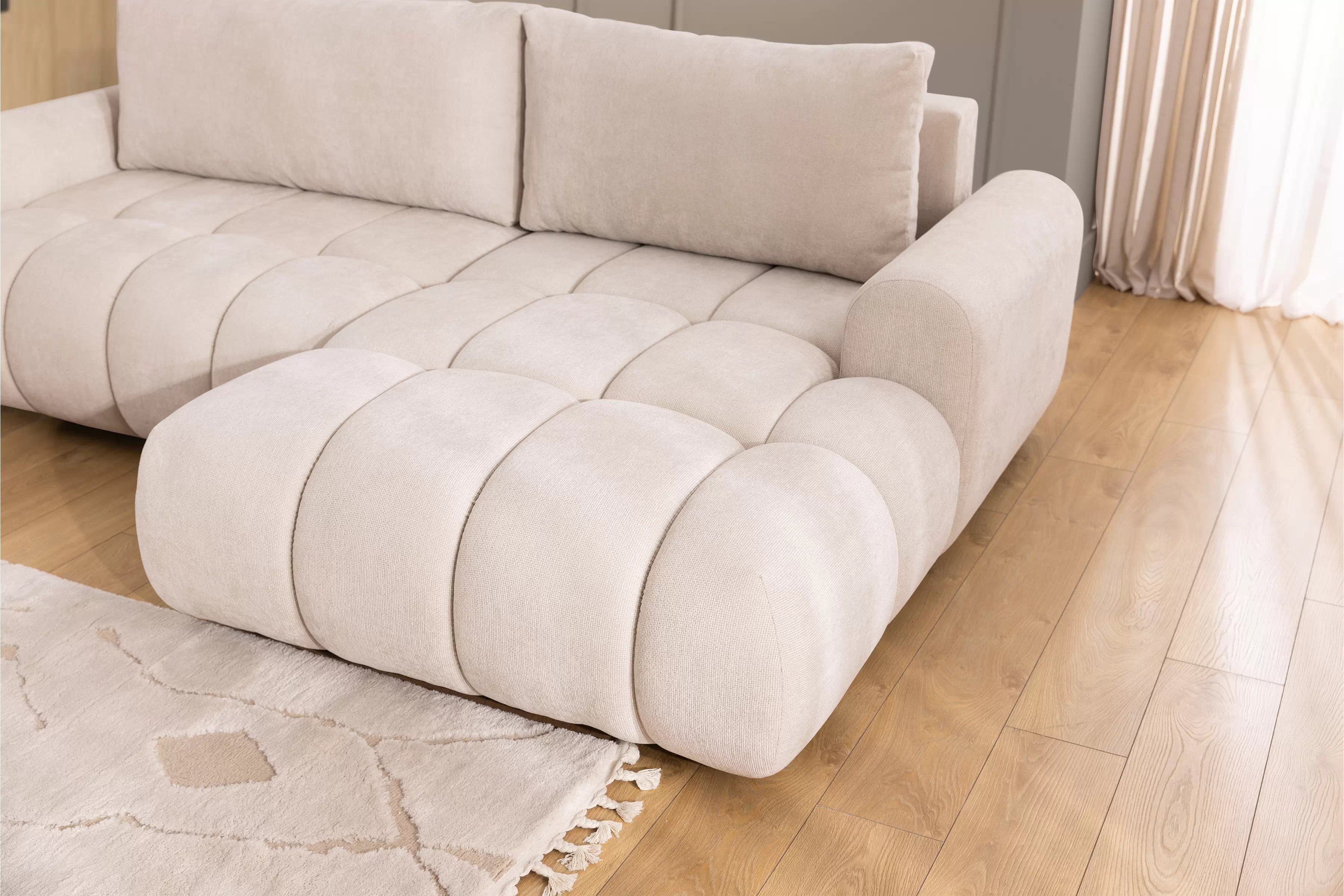 Rozkládací rohová sedací souprava Lutario Mini pravá - béžová Venice 2026 Rohová sedací souprava Lutario Mini rozkládací pravá - béžová plecionka hydrofobowa Venice 2026