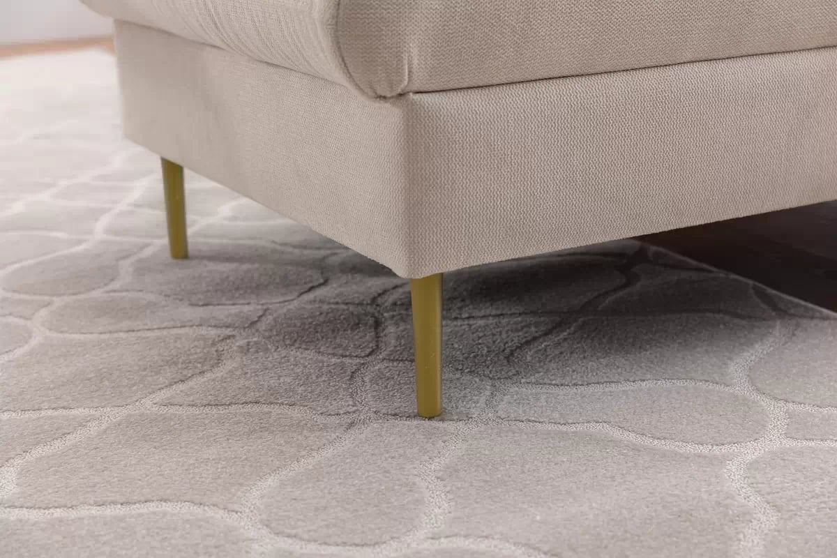 Rozkládací rohová sedací souprava Taila Mini pravá - béžová Loft 01 / zlaté nožky Rohová sedací souprava rozkládací Taila Mini pravá - béžová plecionka Loft 01, zlaté Nohy