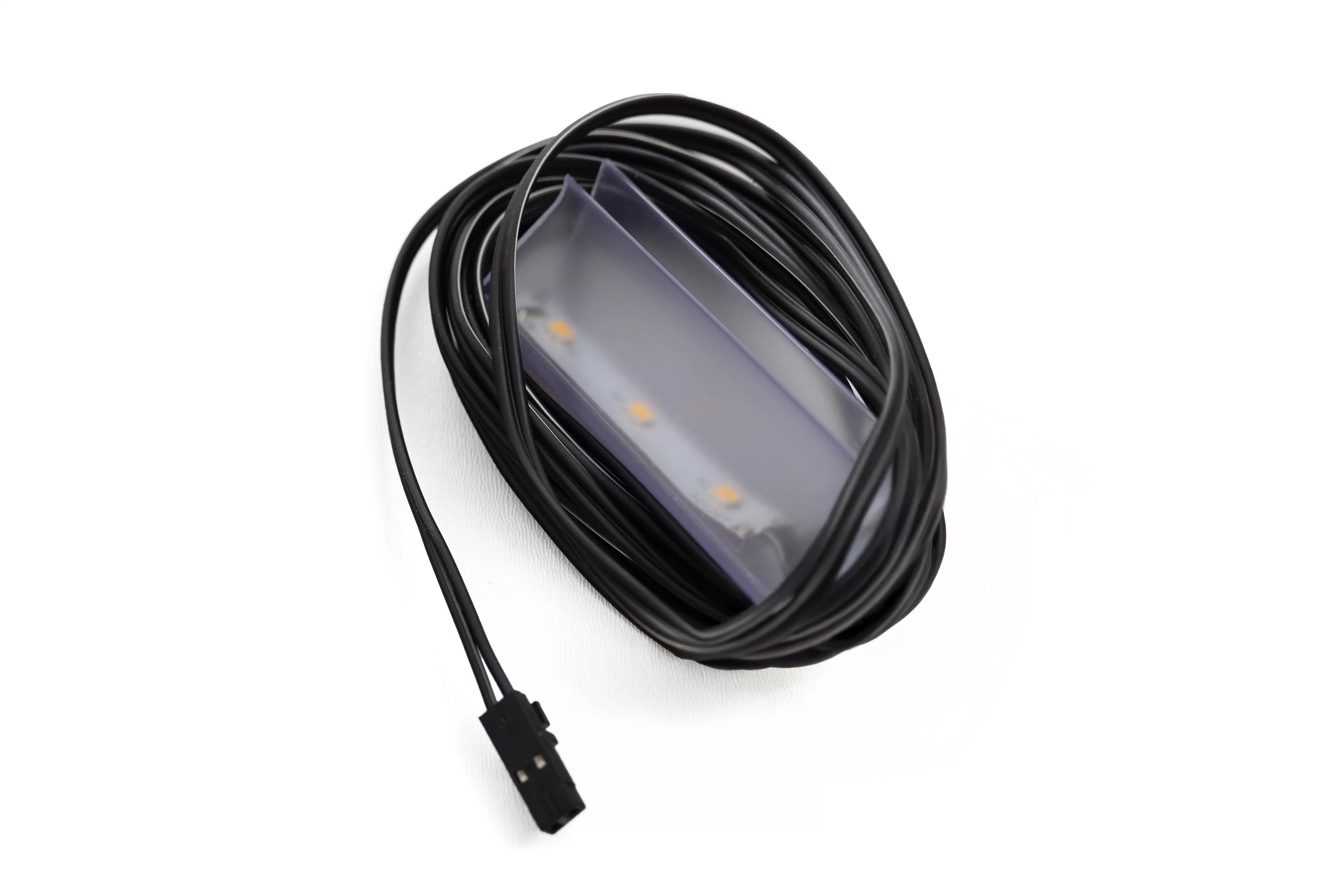 Osvětlení skleněné police 4x klips PVC / teplá barva Osvětlení police szklanej 4 x Klips PCV / barwa ciepla