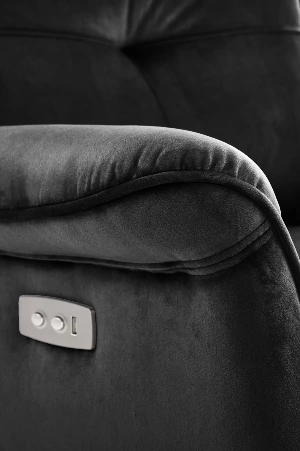 Rozkládací křeslo Mirasi - černý samet Bluvel 19 semir Křeslo s funkcí elektrycznego rozkladania / gniazdo usb, černá (2p=1szt)